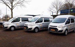 Stichting ALSopdeweg! levert weer drie bussen af!