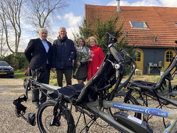 Hase Pino voor Ingo, hij gaat de Tour du ALS rijden