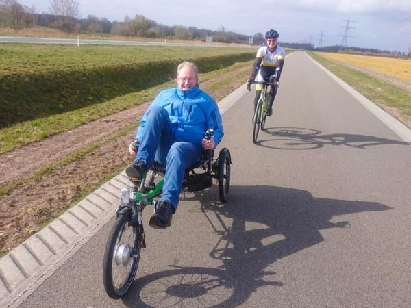 Stichting ALS op de weg - Henk Lunsing op de Hase Lepus - Elektrisch ondersteund