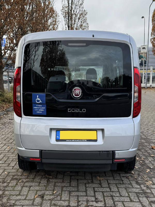 Fiat Doblo_04 Fiat Doblo achterkant gesloten