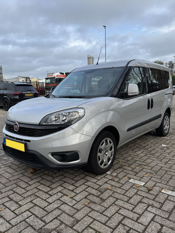 Fiat Doblo_08 Fiat Doblo linksvoor