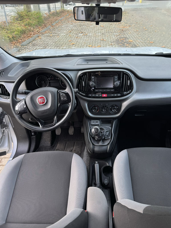 Fiat Doblo_11 Fiat Doblo interieur